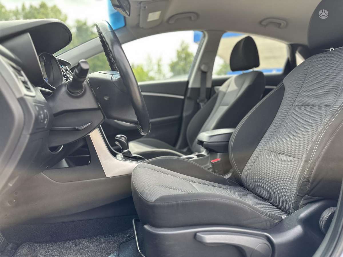 Hyundai i30, 1.6 l., hatchback