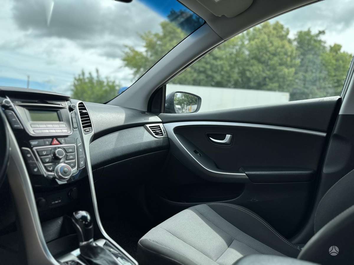 Hyundai i30, 1.6 l., hatchback