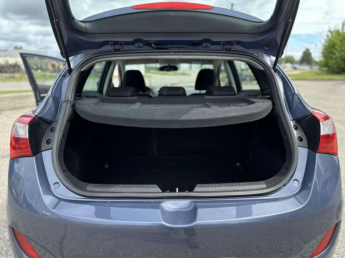 Hyundai i30, 1.6 l., hatchback