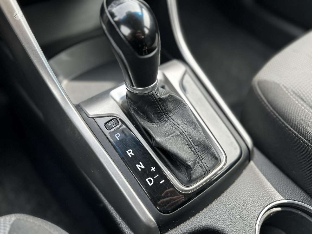 Hyundai i30, 1.6 l., hatchback