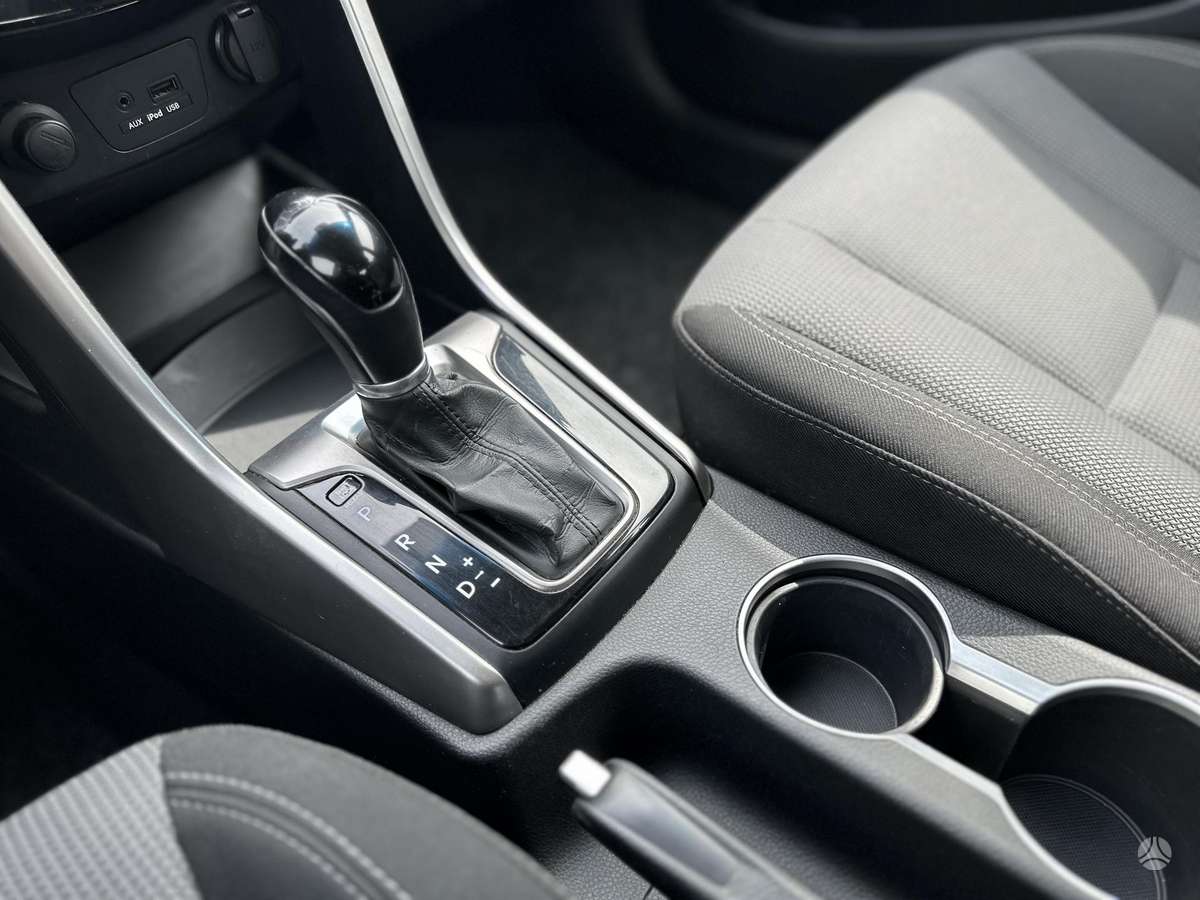 Hyundai i30, 1.6 l., hatchback