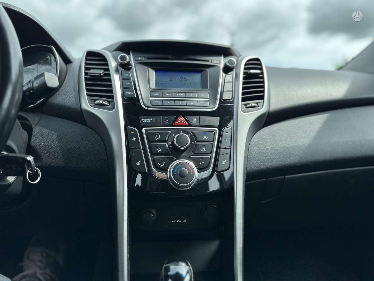 Hyundai i30, 1.6 l., hatchback
