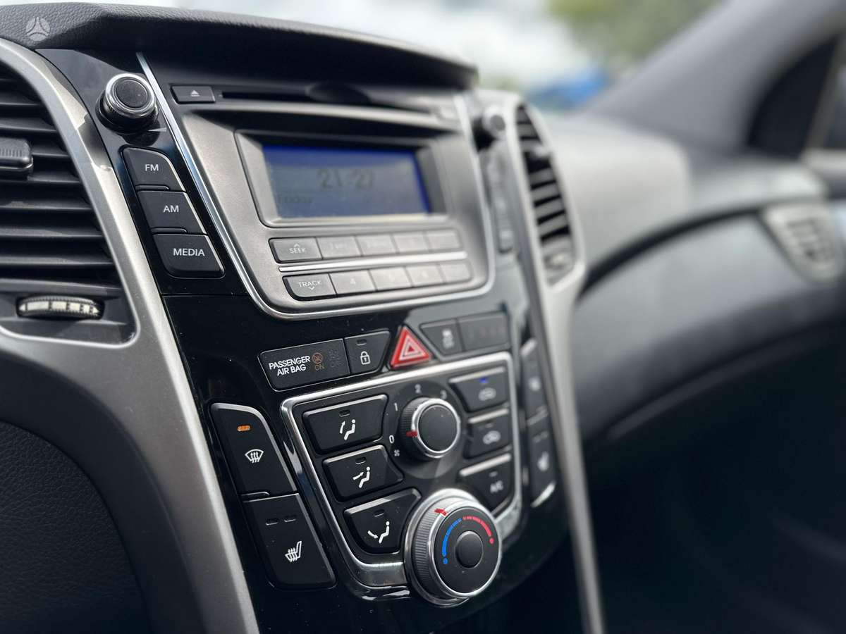 Hyundai i30, 1.6 l., hatchback