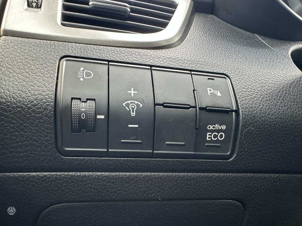 Hyundai i30, 1.6 l., hatchback