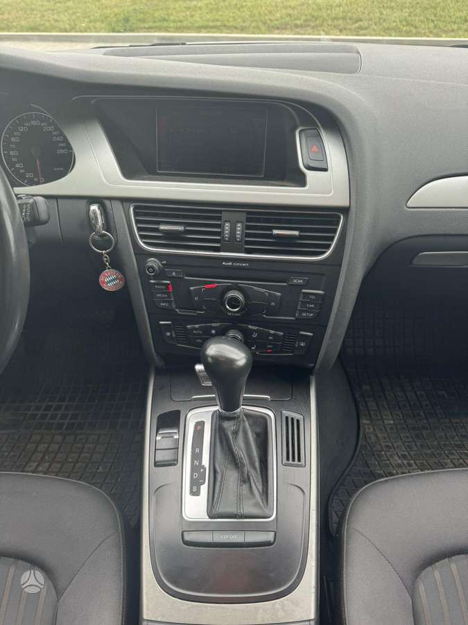 Audi A4, 1.8 l., Универсал