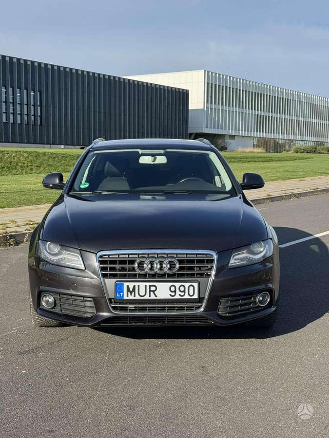 Audi A4, 1.8 l., Универсал