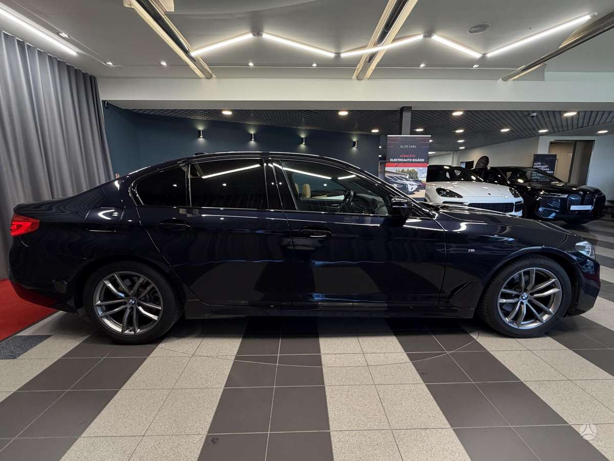 BMW 520, 2.0 l., Седан