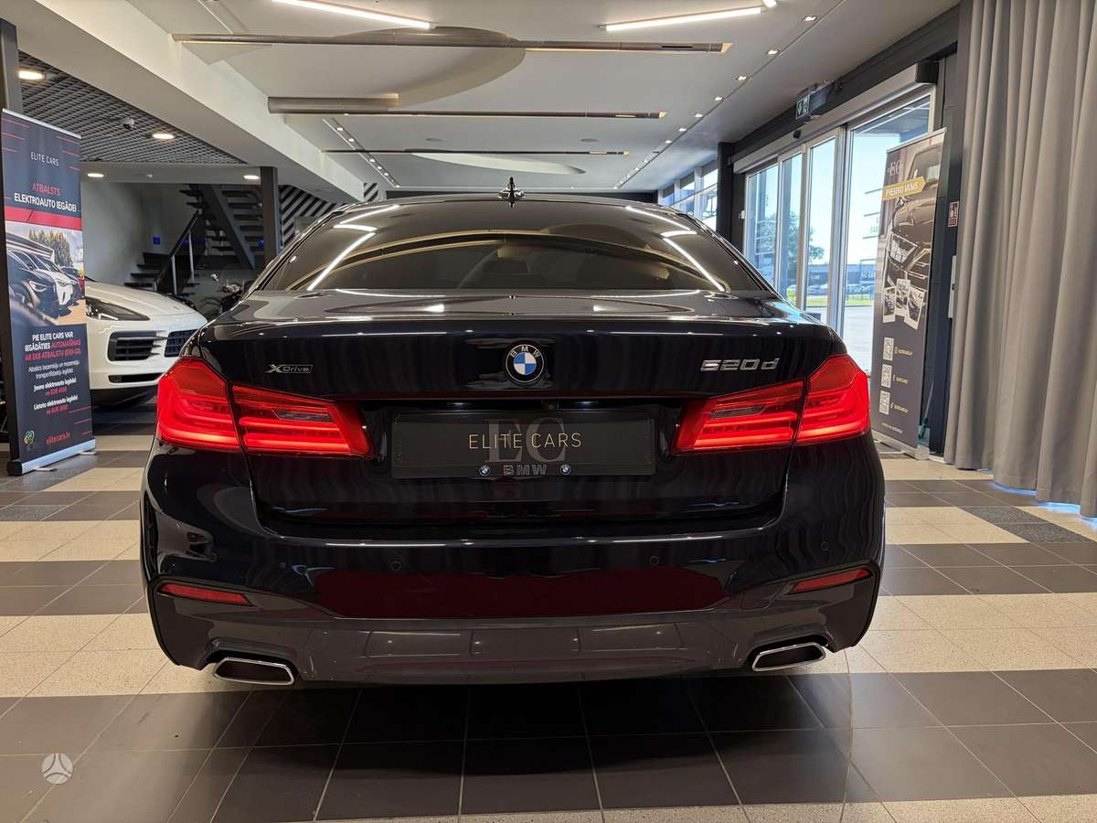 BMW 520, 2.0 l., Седан