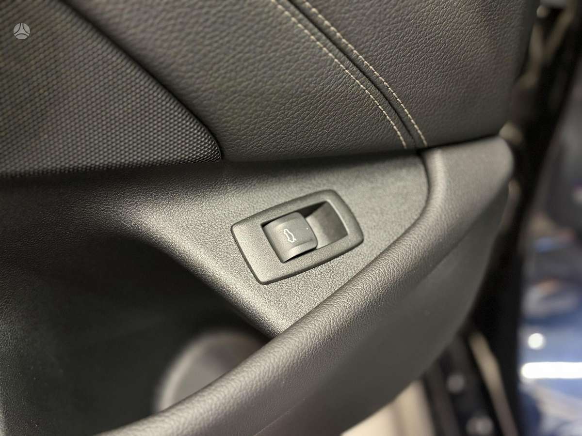 BMW 520, 2.0 l., Седан
