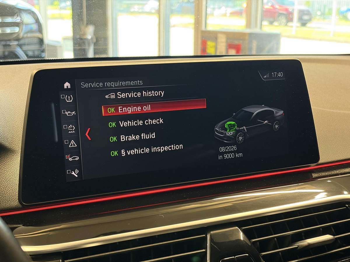 BMW 520, 2.0 l., Седан