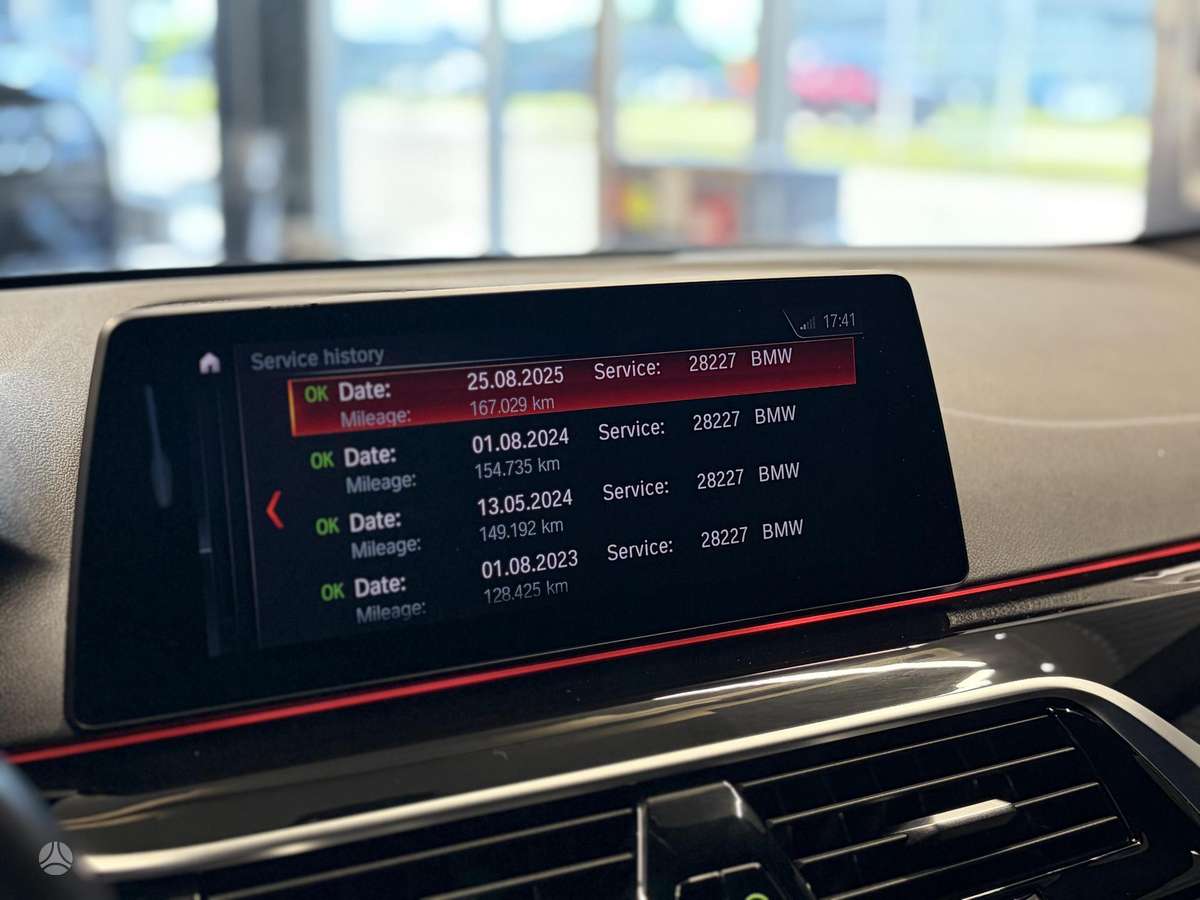 BMW 520, 2.0 l., Седан