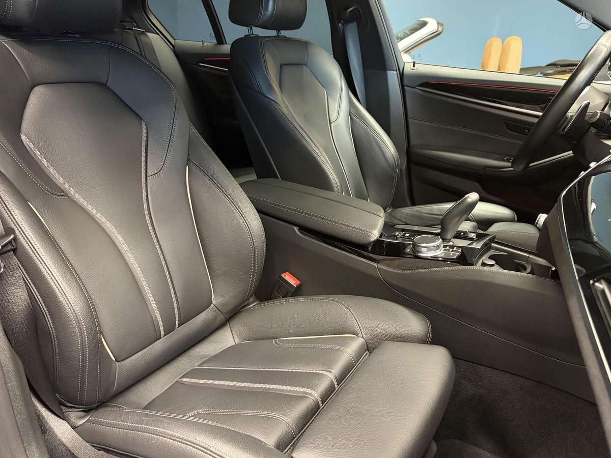 BMW 520, 2.0 l., Седан