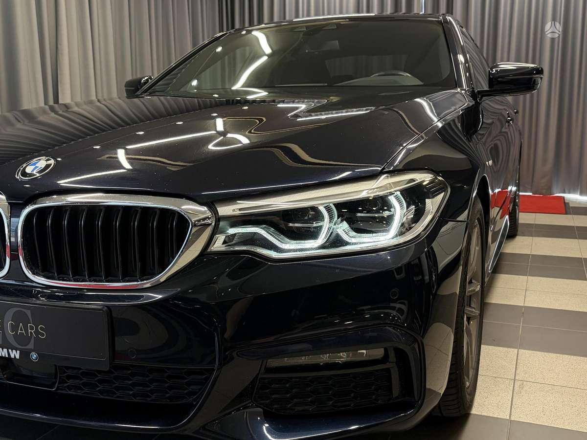 BMW 520, 2.0 l., Седан