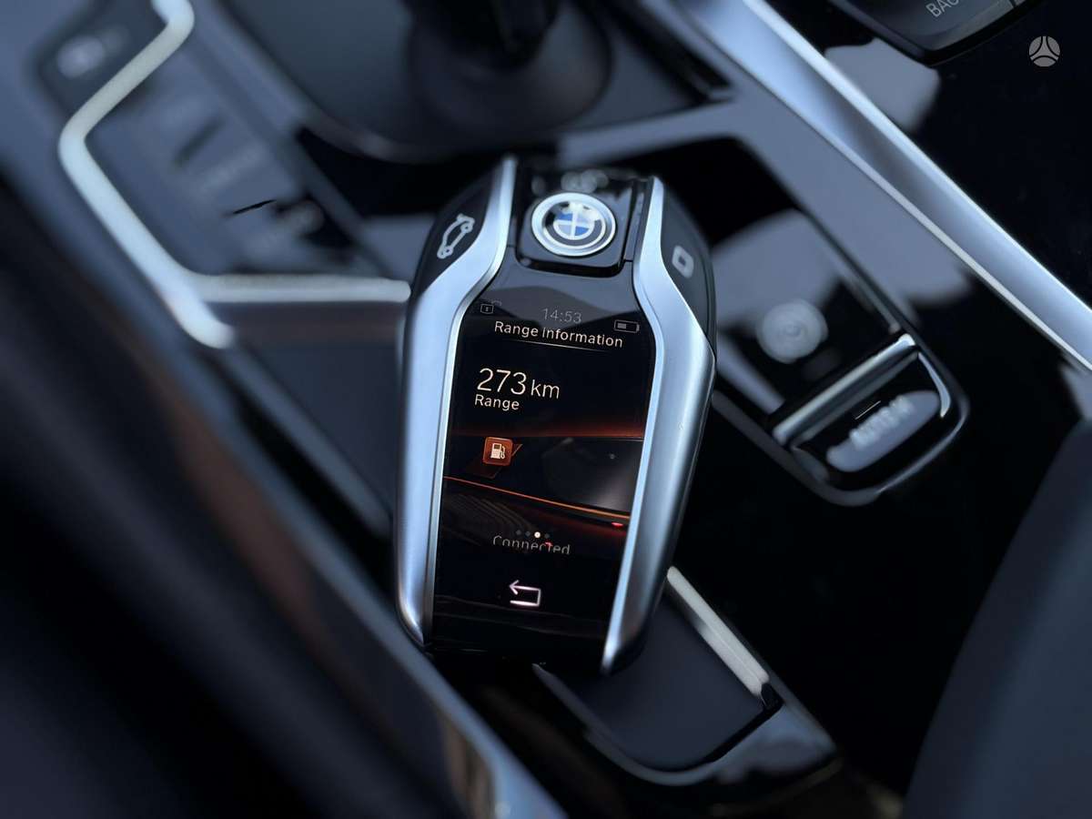 BMW 520, 2.0 l., Седан