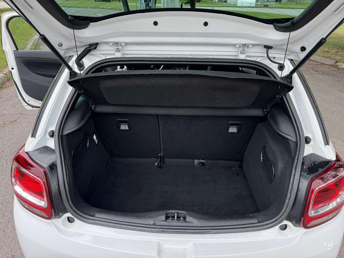 Citroen DS3, 1.2 l., Хэтчбек