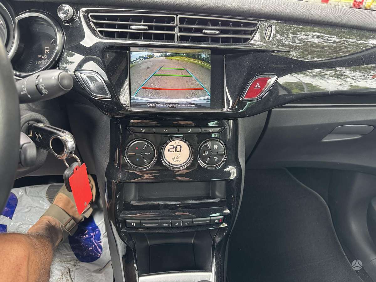 Citroen DS3, 1.2 l., Хэтчбек