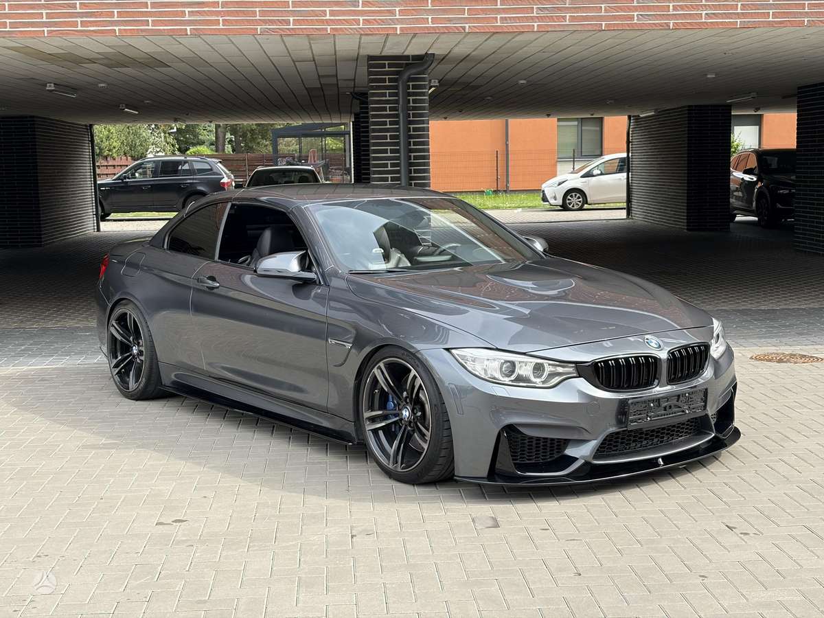BMW M4, 3.0 l., convertible