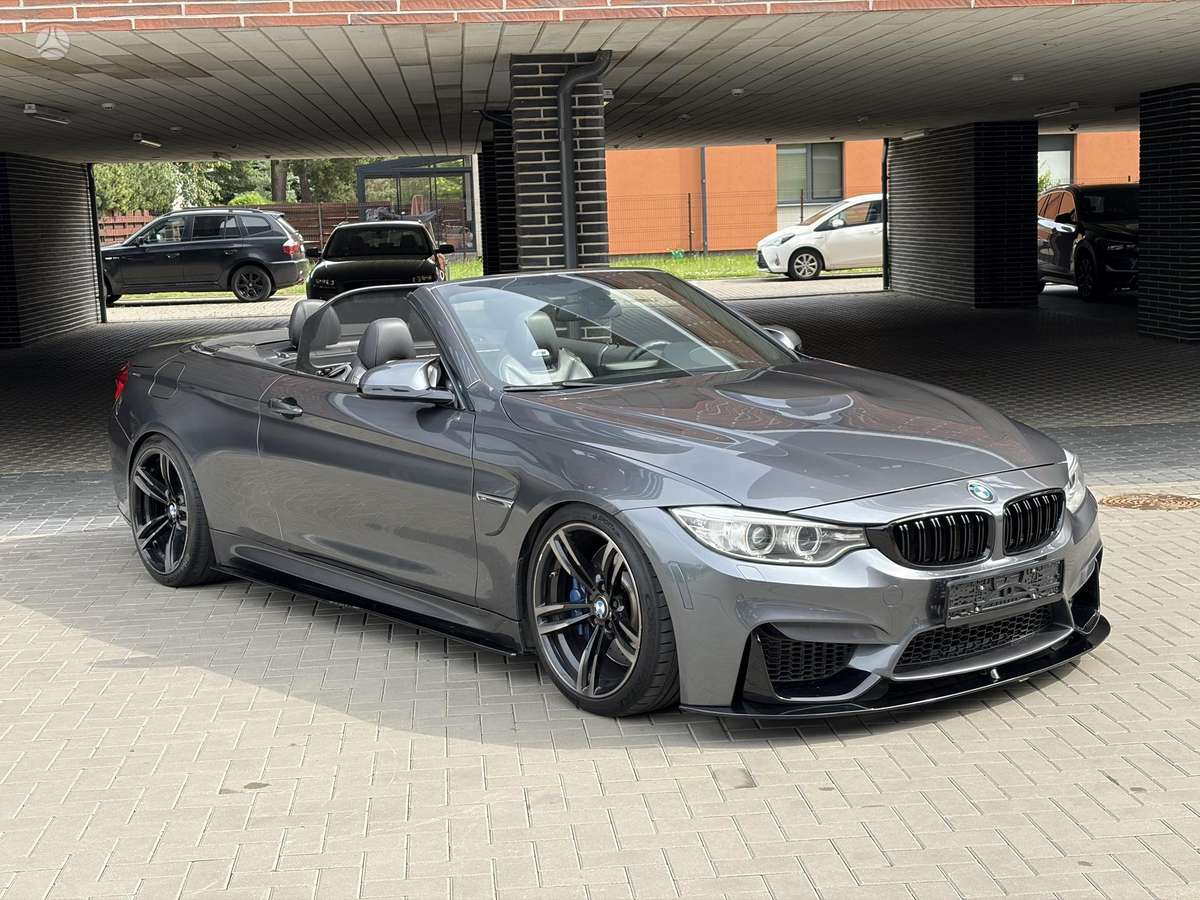 BMW M4, 3.0 l., convertible