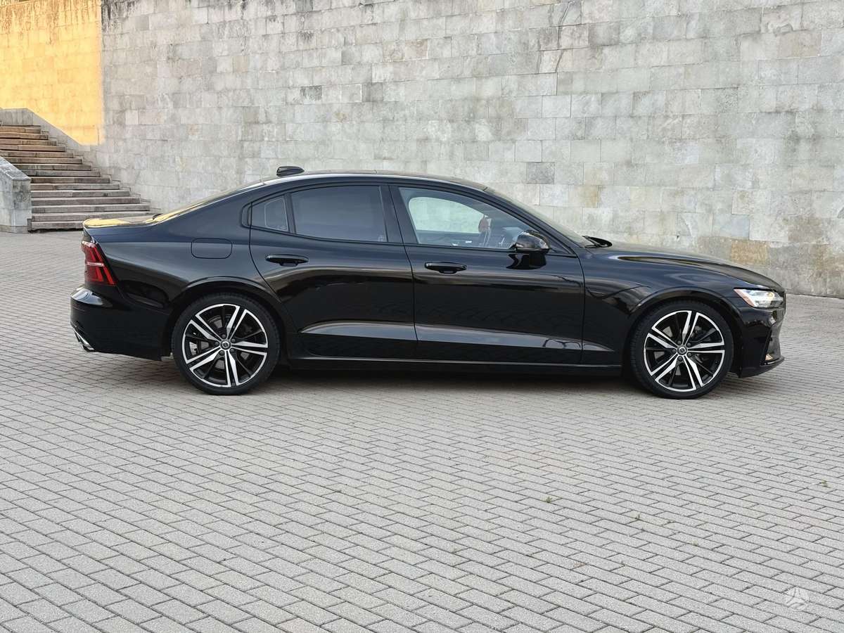 Volvo S60, 2.0 l., Седан