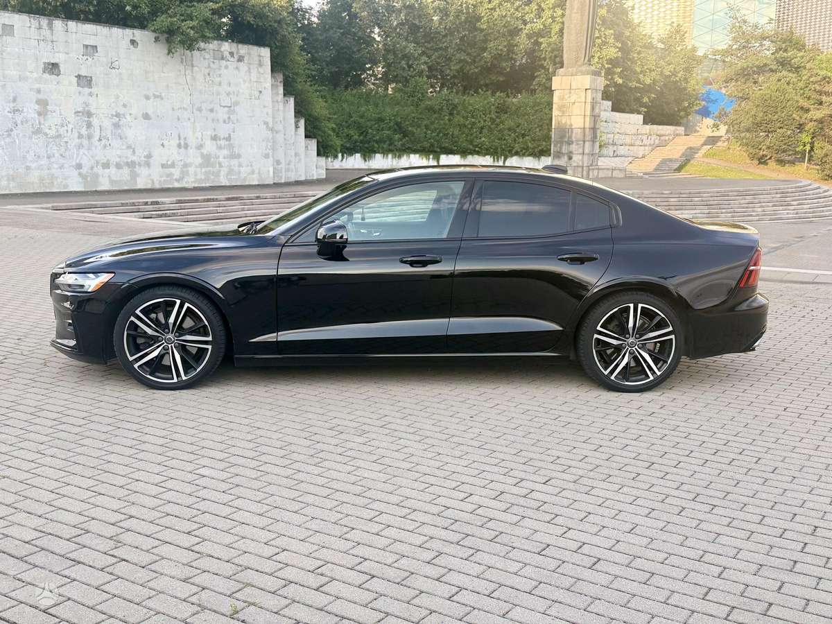 Volvo S60, 2.0 l., Седан