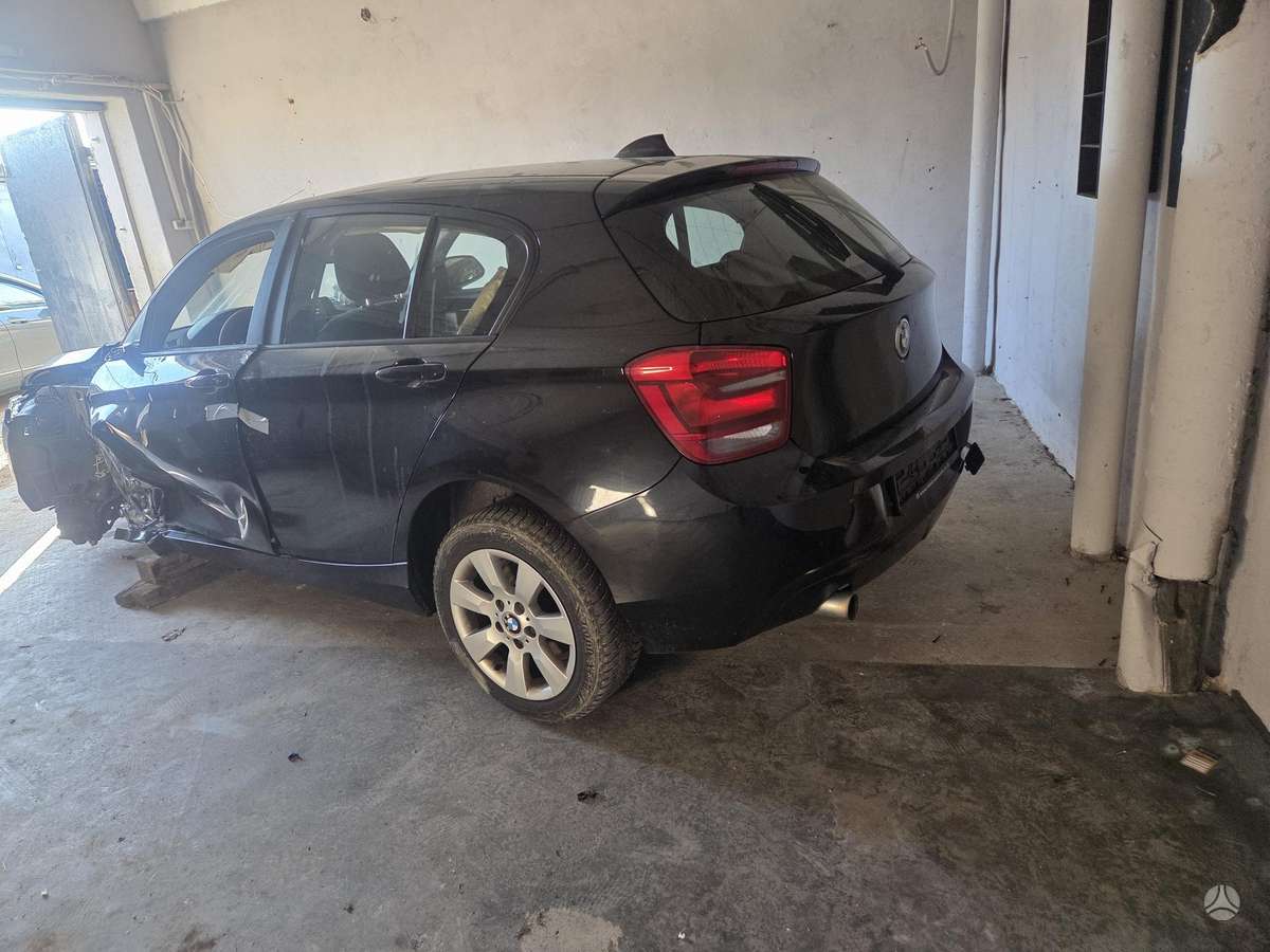 BMW 118