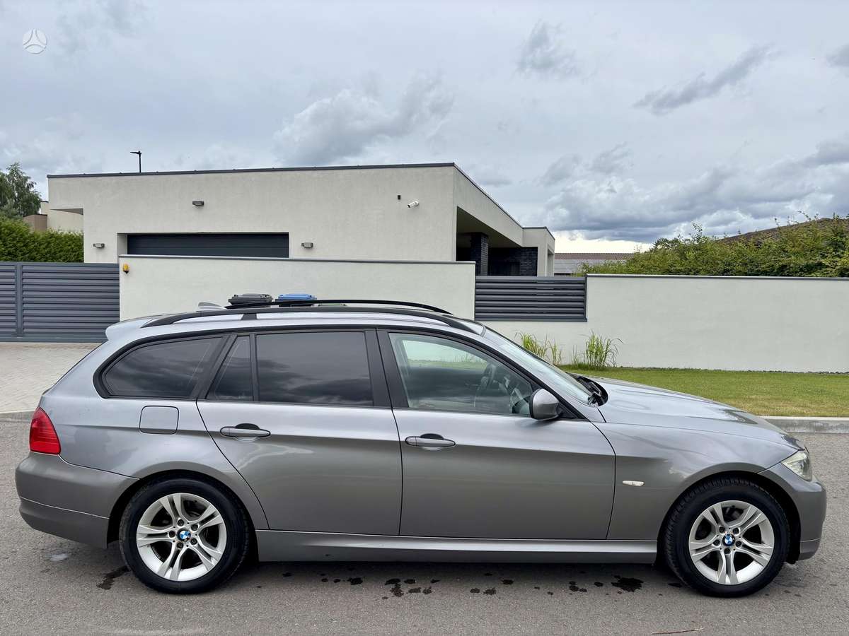 BMW 320, 2.0 l., wagon