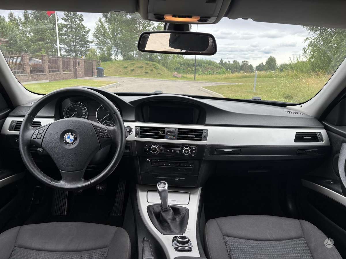 BMW 320, 2.0 l., universalas
