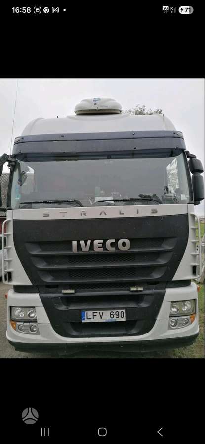 Iveco Stralis, 2 guļamvietas