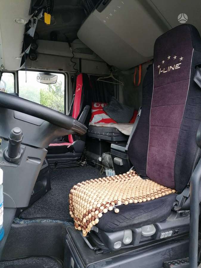 Iveco Stralis, double sleeper