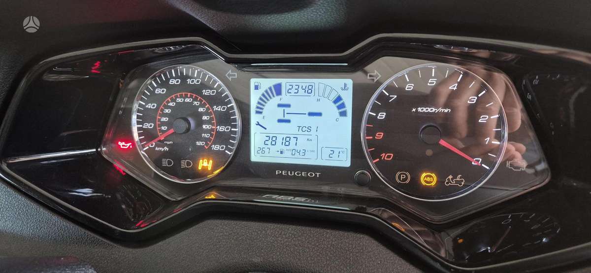 Peugeot Metropolis 400cc, трициклы