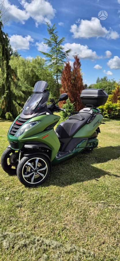 Peugeot Metropolis 400cc, trikes