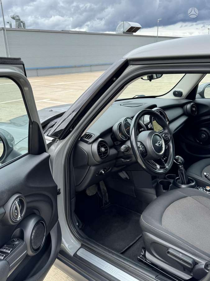Mini Cooper, 1.2 l., Хэтчбек