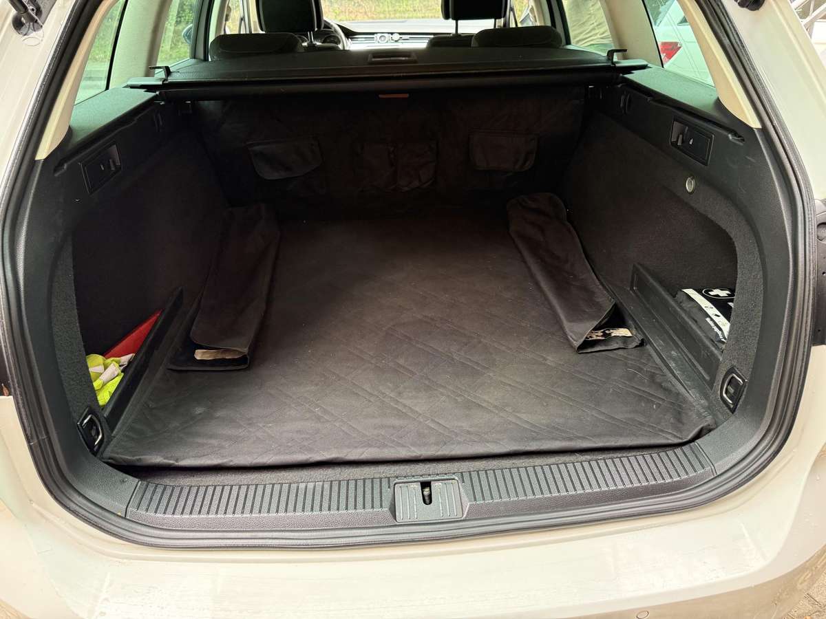 Volkswagen Passat, 2.0 l., Универсал