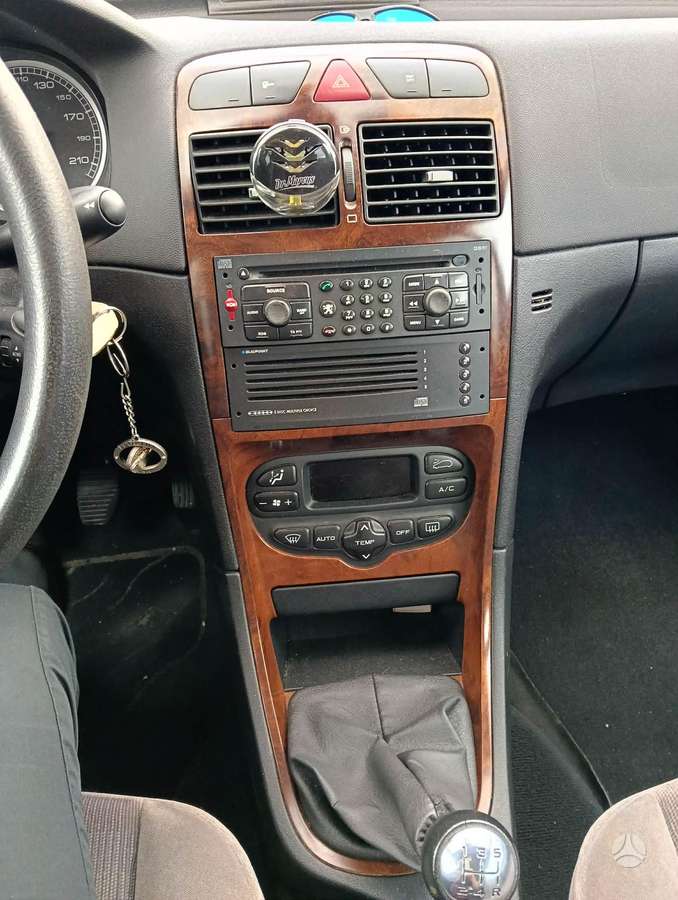 Peugeot 307, 2.0 l., hatchback