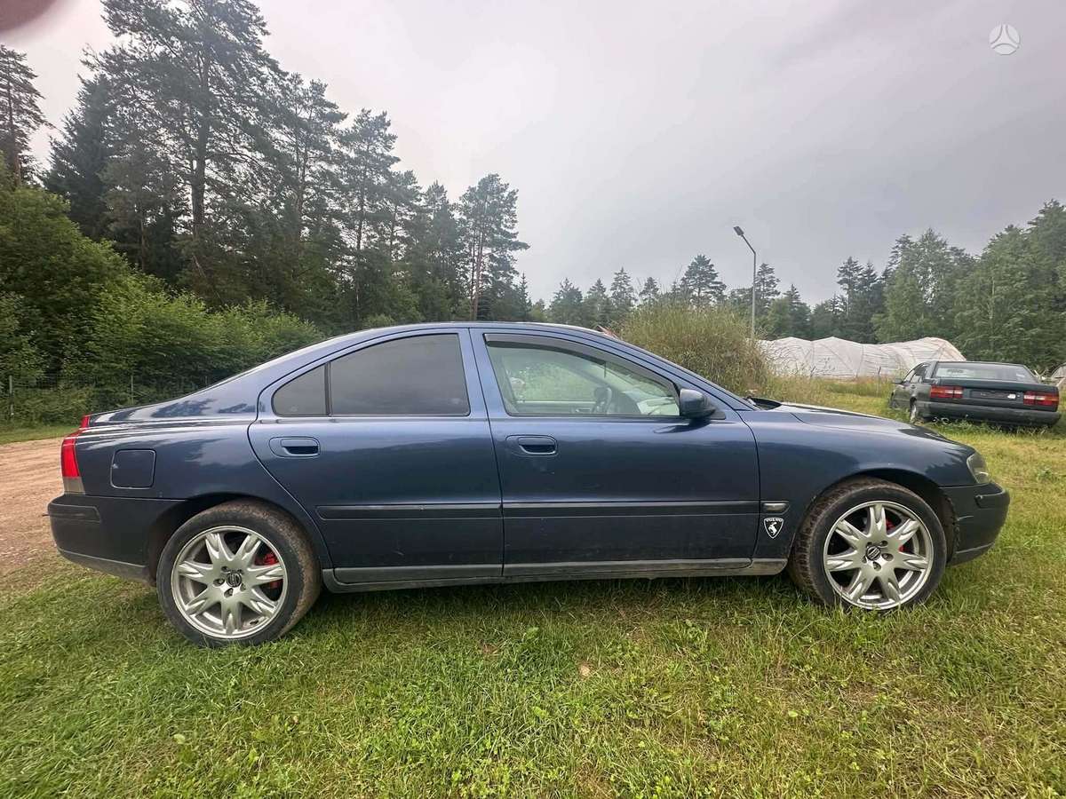 Volvo S60, 2.4 l., Седан