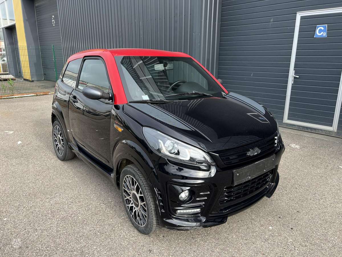 Ligier JS50, 0.5 l., hatchback