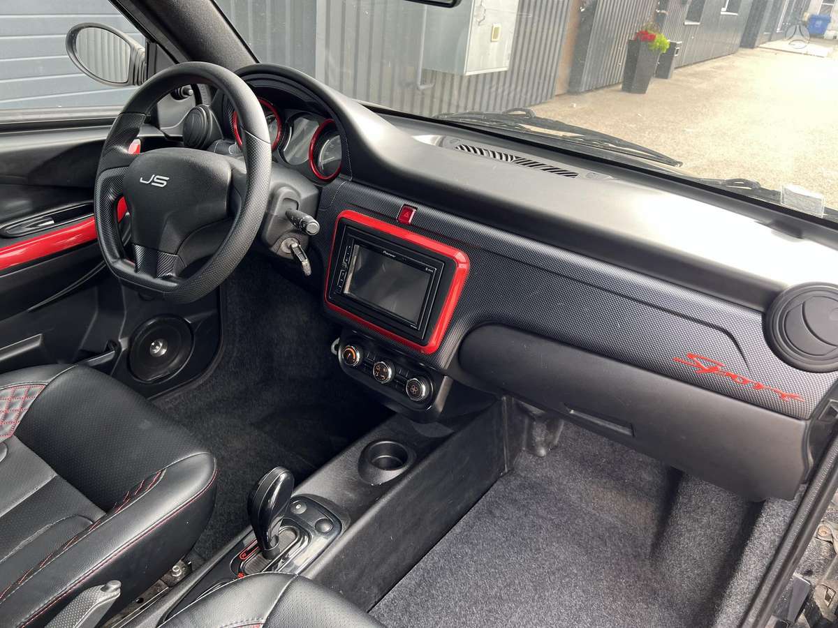 Ligier JS50, 0.5 l., hatchback