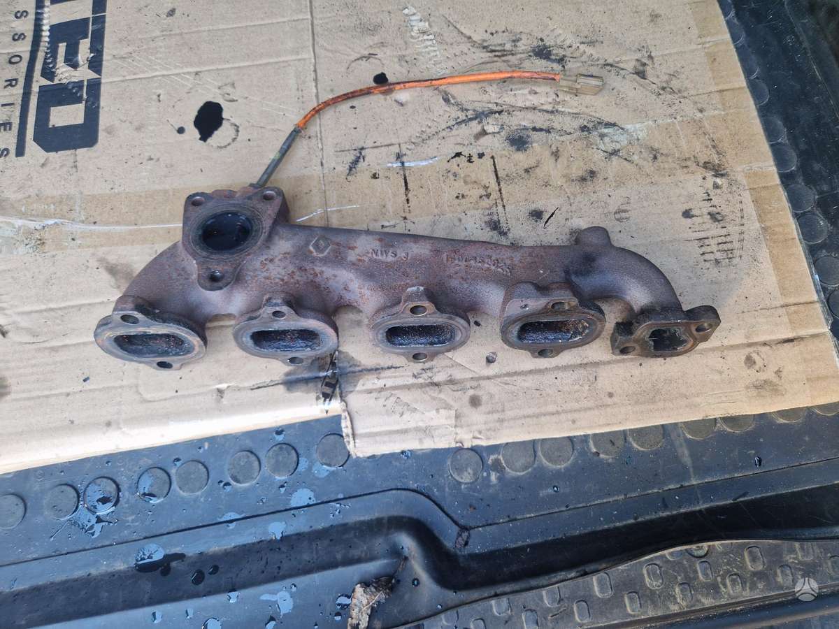Opel Vivaro variklio detalės