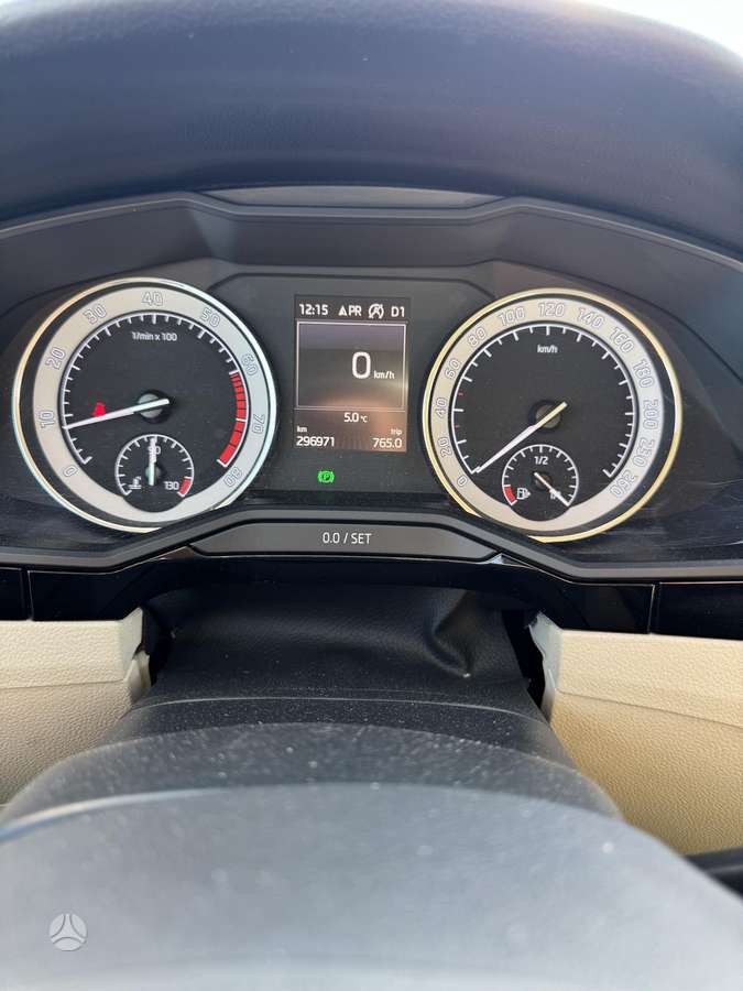 Skoda Superb, 2.0 l., Хэтчбек