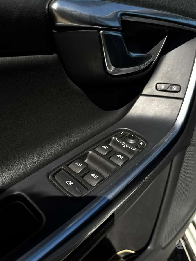 Volvo V60, 2.0 l., Универсал