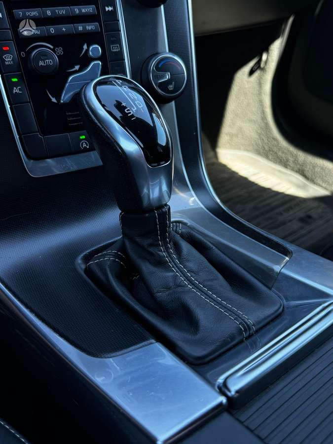 Volvo V60, 2.0 l., Универсал