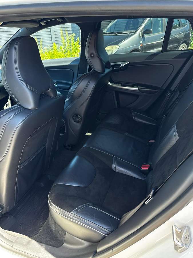Volvo V60, 2.0 l., universalas