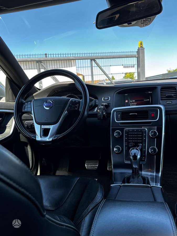 Volvo V60, 2.0 l., Универсал