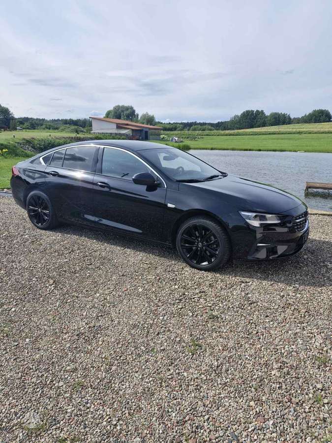 Opel Insignia, 2.0 l., Хэтчбек