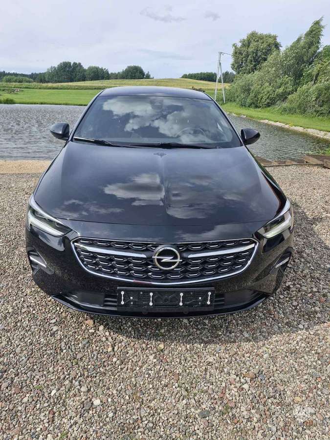 Opel Insignia, 2.0 l., Хэтчбек