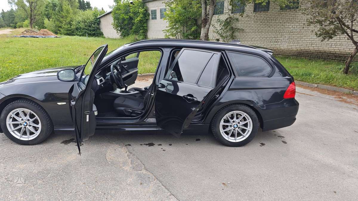 BMW 320, 2.0 l., Универсал