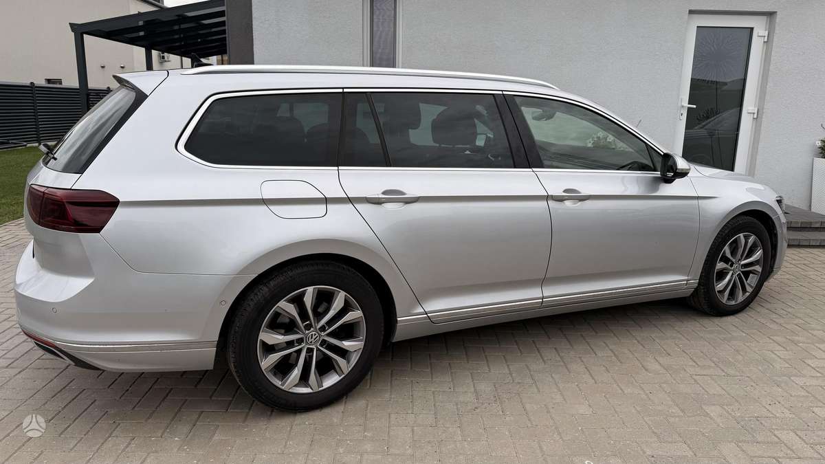 Volkswagen Passat, 2.0 l., Универсал