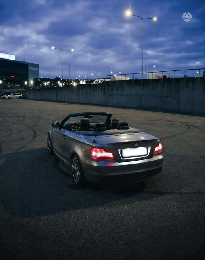BMW 118, 2.0 l., convertible