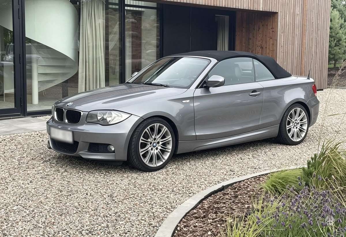 BMW 118, 2.0 l., convertible