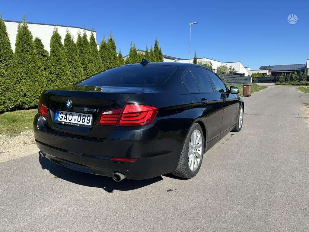 BMW 535, 3.0 l., Седан